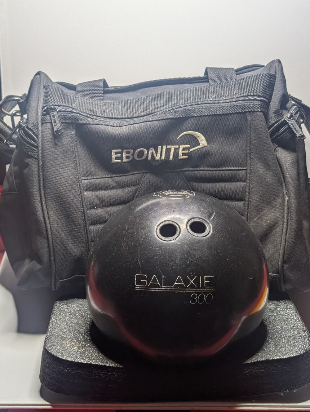 Ebonite Galaxie 300 Bowling Ball & Single Ball Tote Bag Black 91F8819